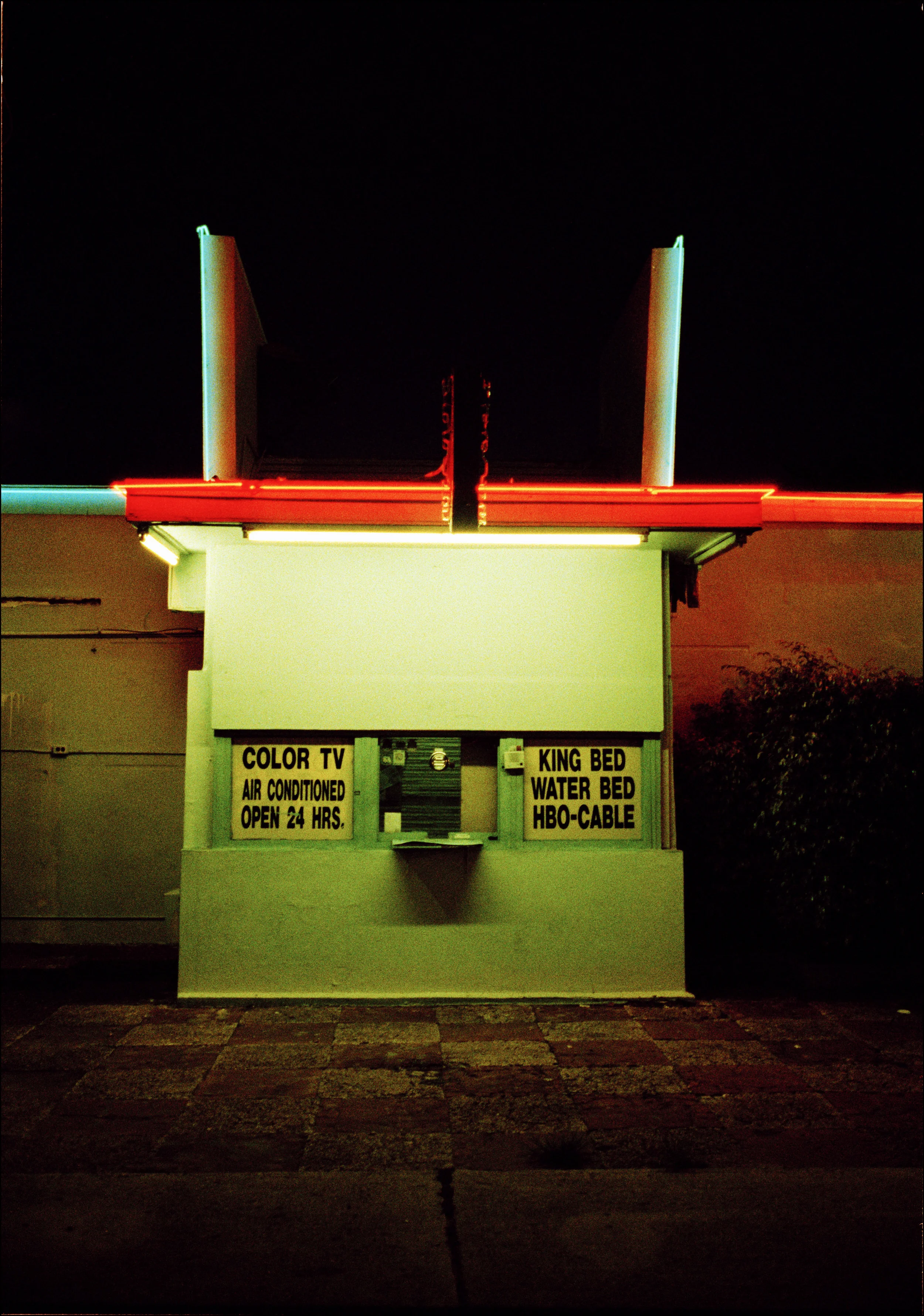 motel booth copy.jpg
