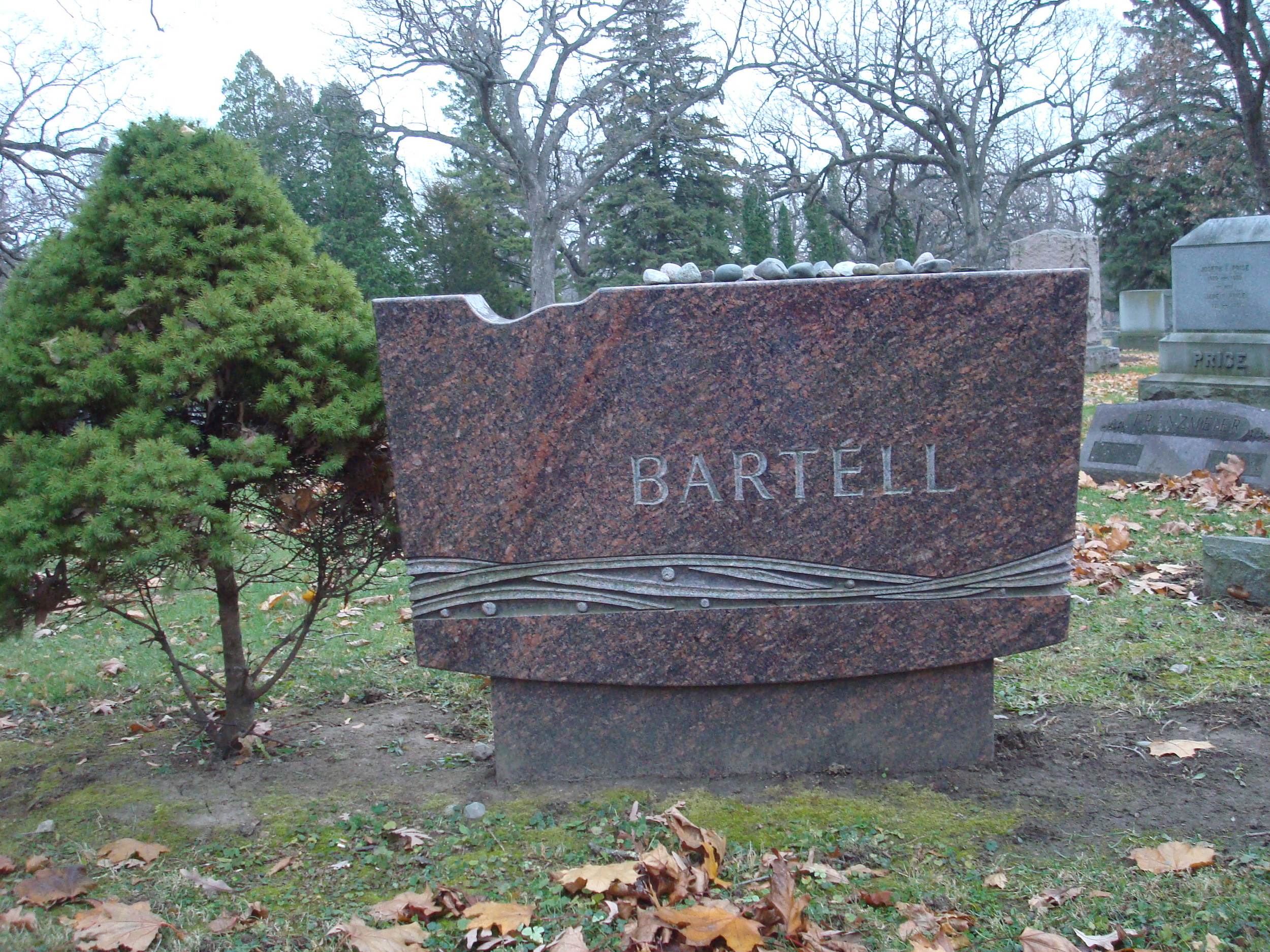 Bartell monument.JPG