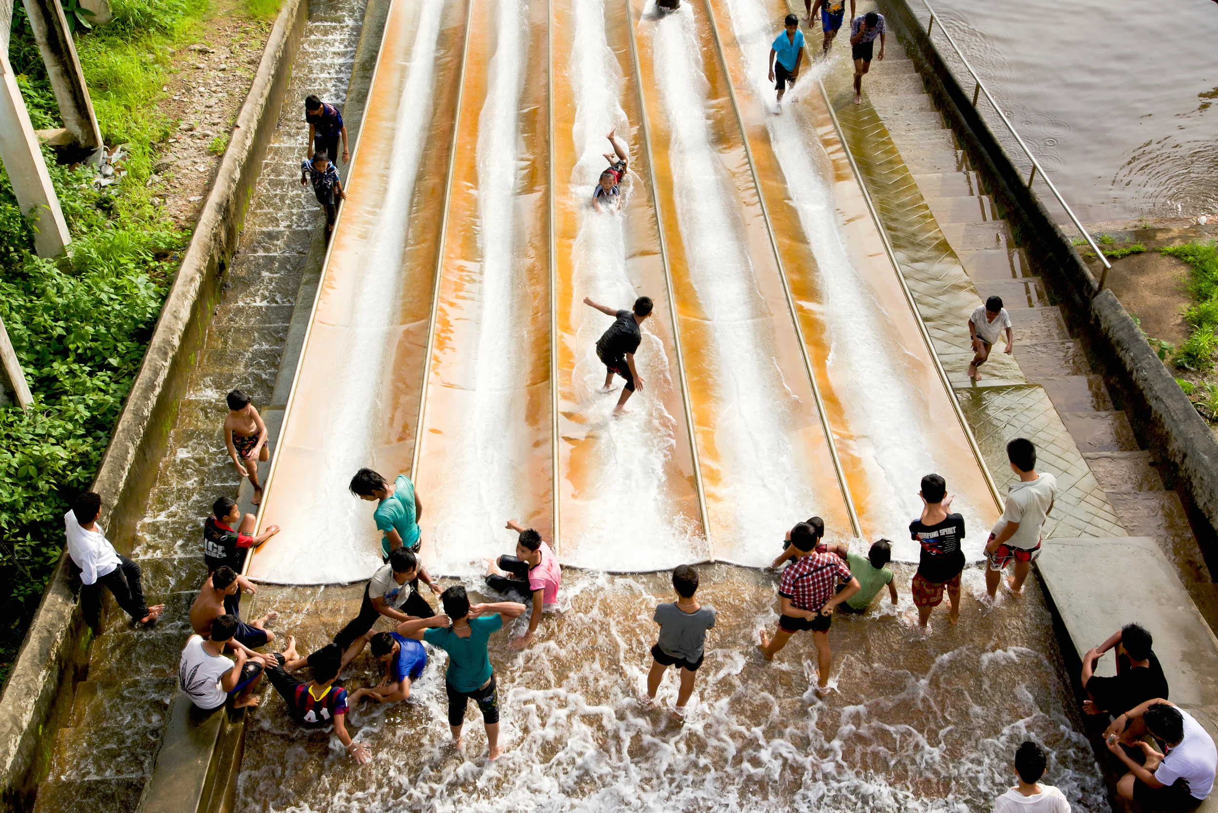 POSTCARD FROM MAWLAMYINE
