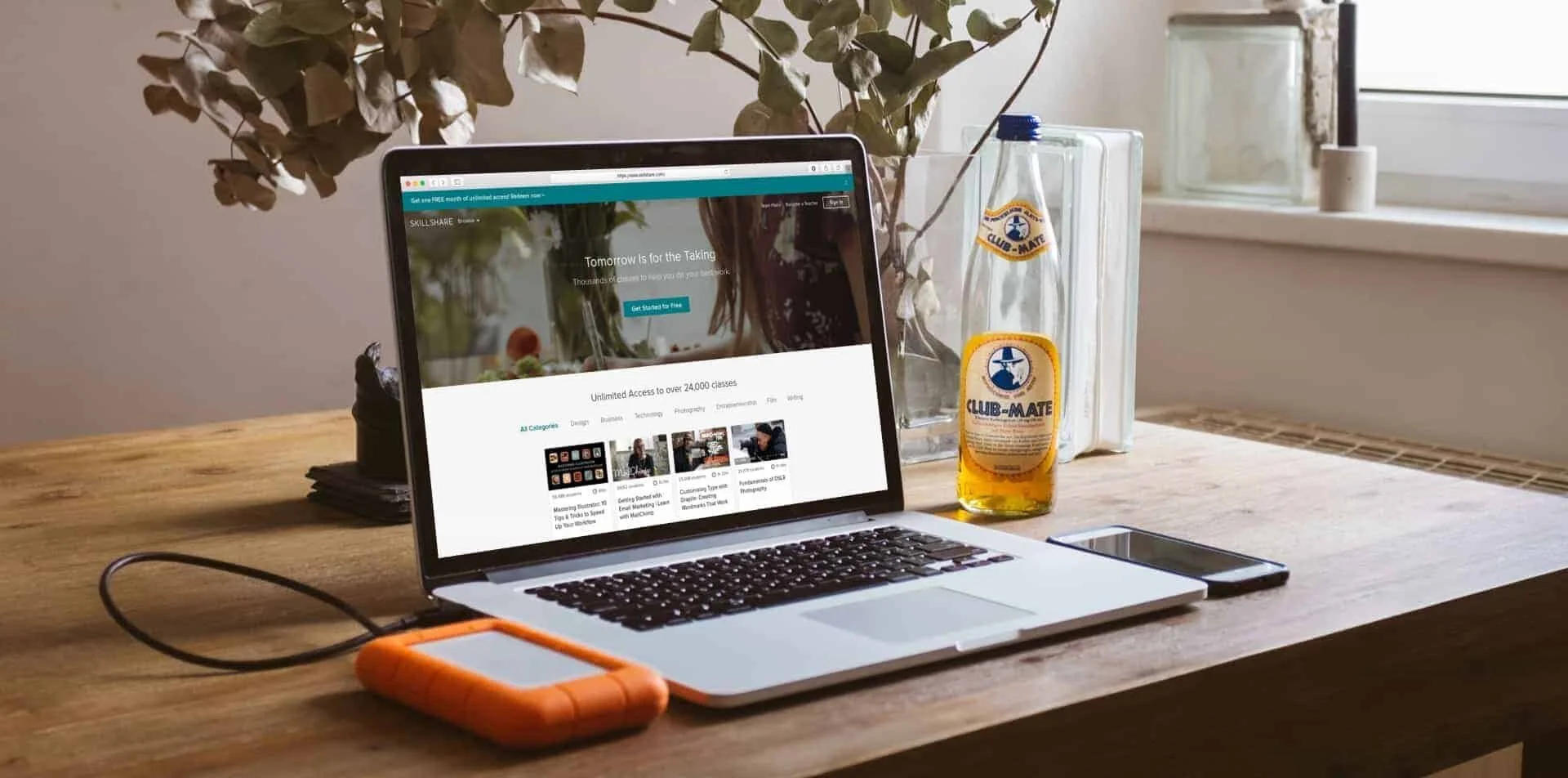 SKILLSHARE PARTNERS WITH ADOBE AND RAISES ADDITIONAL FUNDING