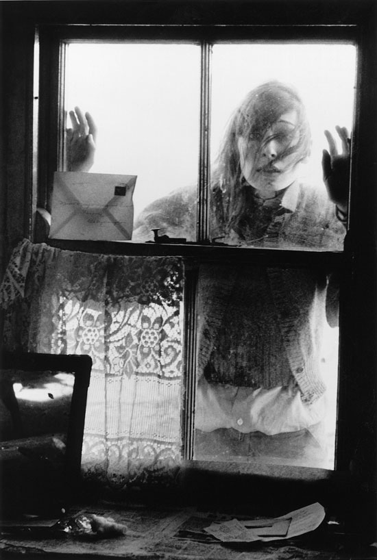 Anjelica Huston by Bob Richardson 