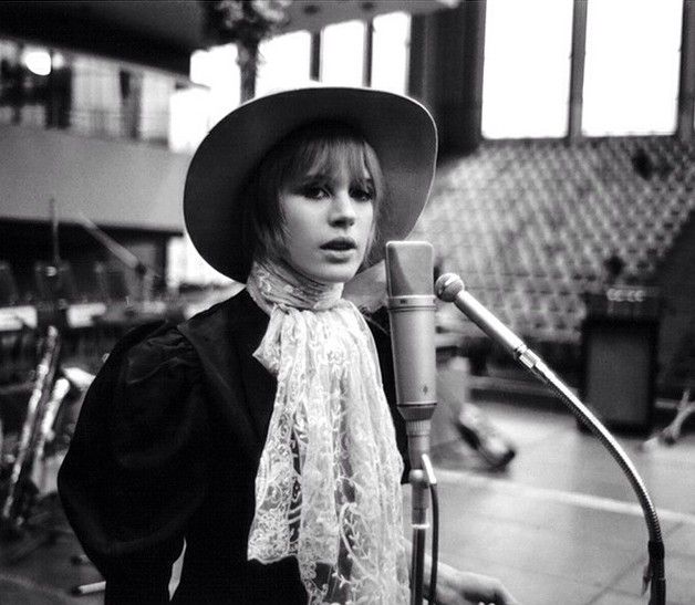 Marianne Faithfull by Peter Seeger, 1967.