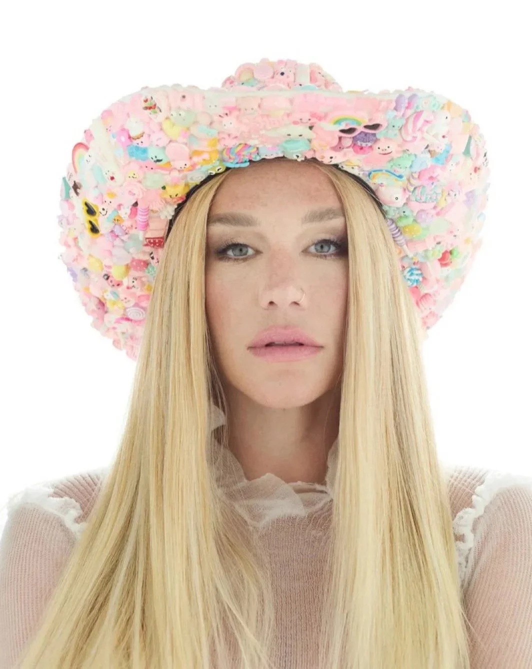 kesha+glamour+spread+copy.jpg