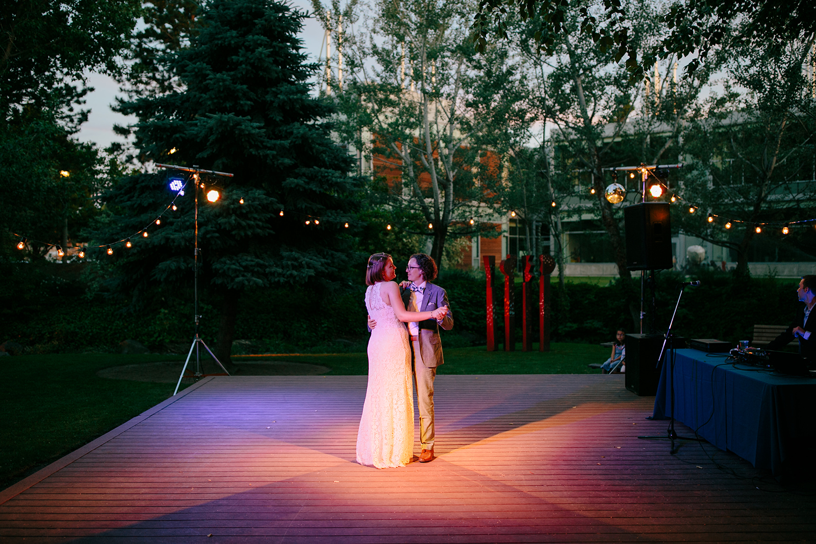 737JanePhoebeWed_CB.jpg