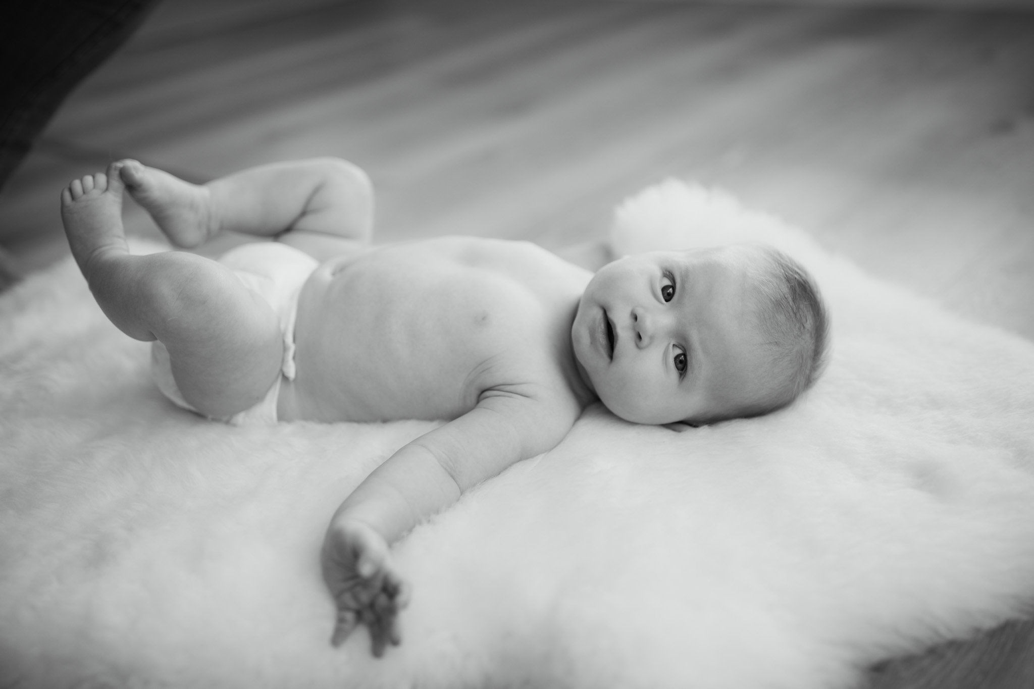 18Seattle_newborn_photographer_vashon_family_photography_lifestyle_newborn_session_baby_catie_Bergman_photo.jpg