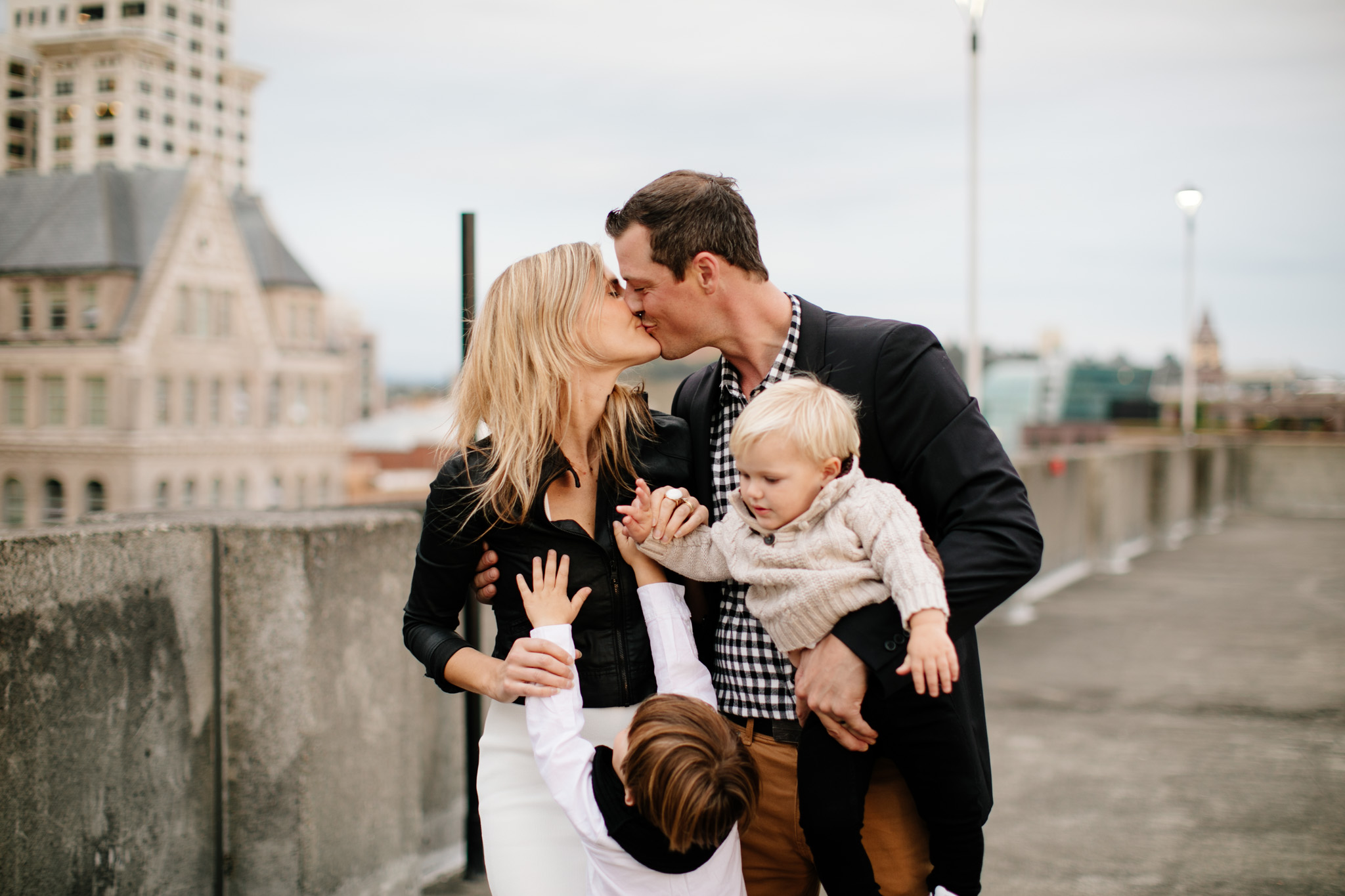 11seattle-family-photographer-catie-bergman-photography-pnw-newborn-portrait-lifestylephotography.jpg