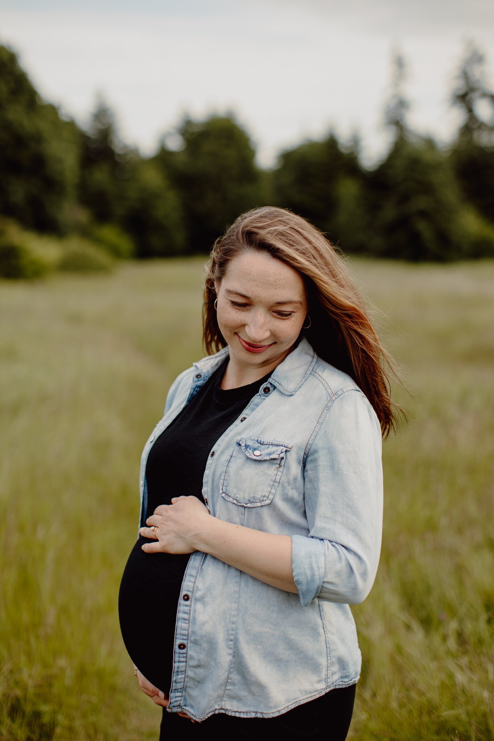 seattle_maternity_photography_newborn_lifestyle_discovery_park_0263.jpg