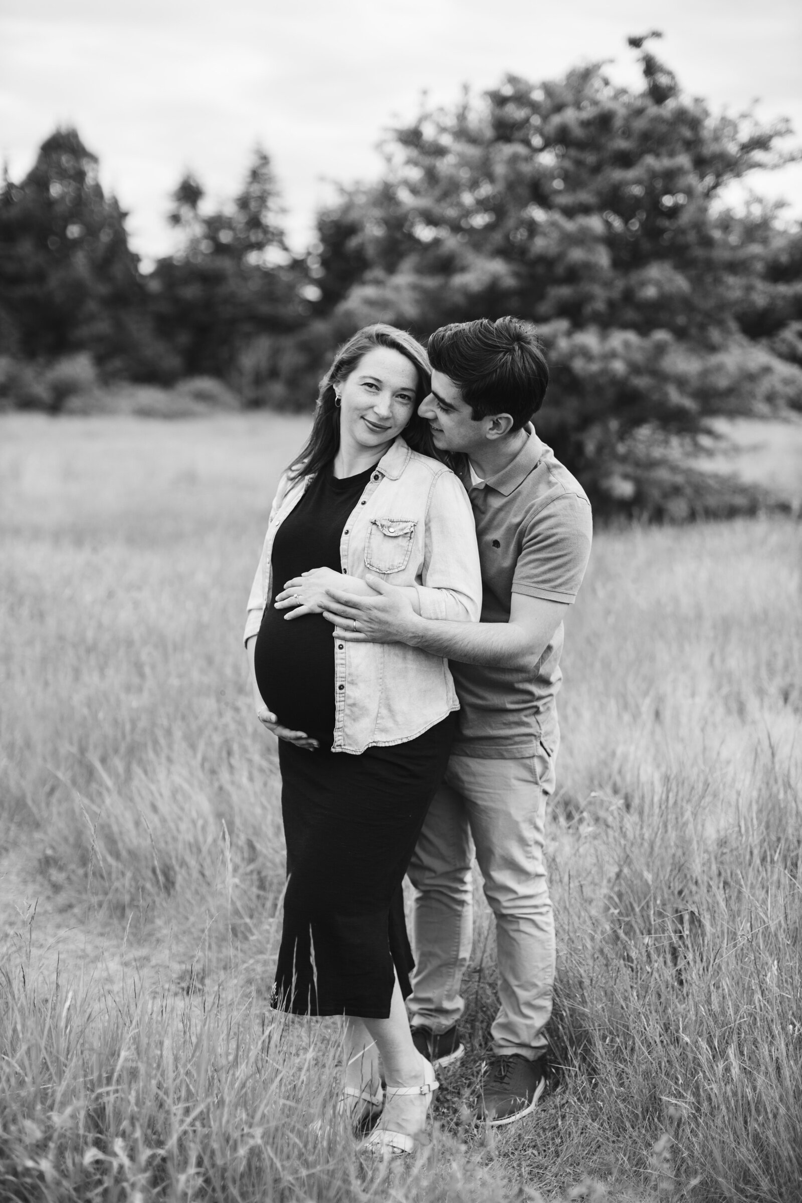 seattle_maternity_photography_newborn_lifestyle_discovery_park_0265.jpg