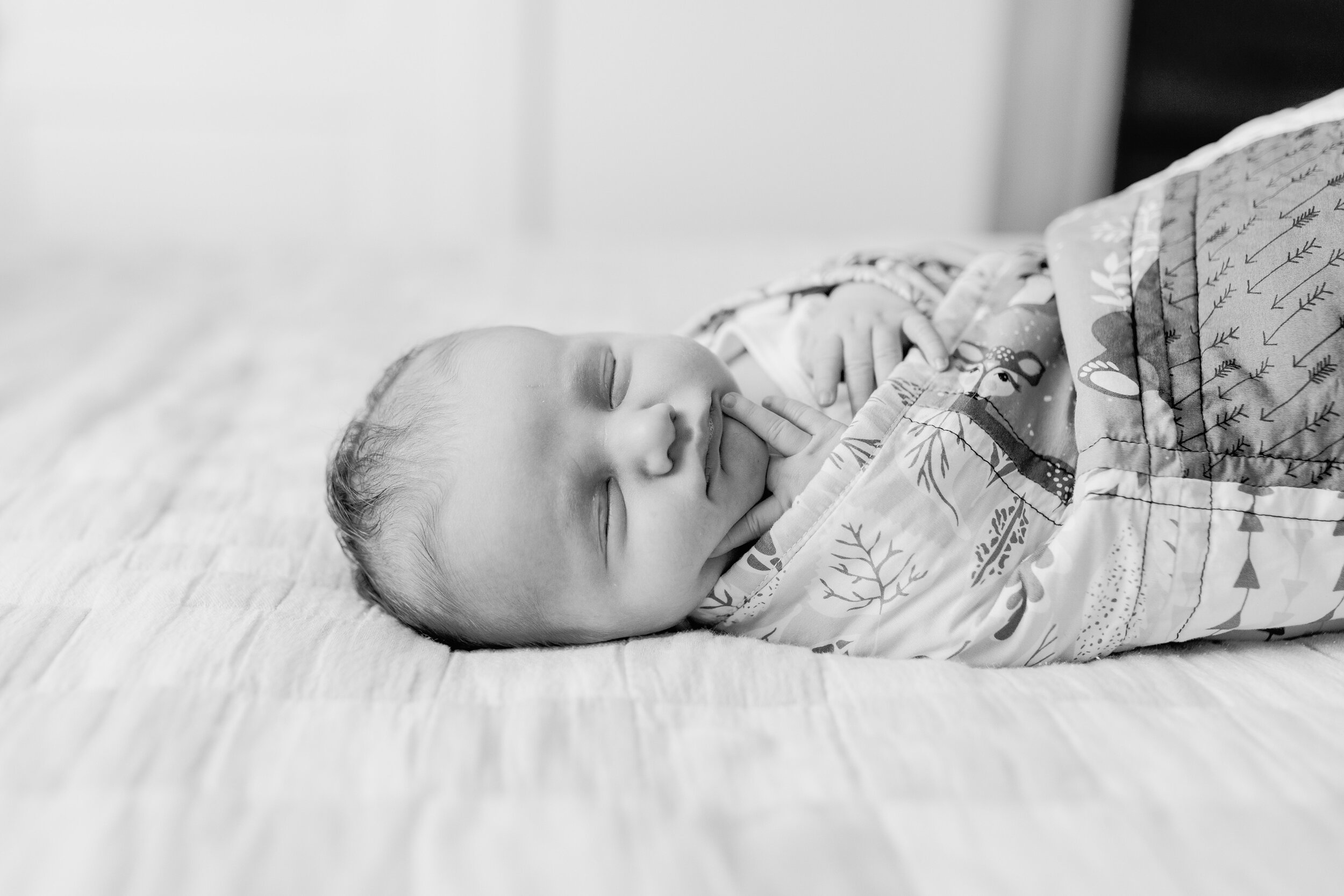 seattle-newborn-lifestyle-photographer-wallingford-fremont-queen-anne-ballard-family_1166.jpg