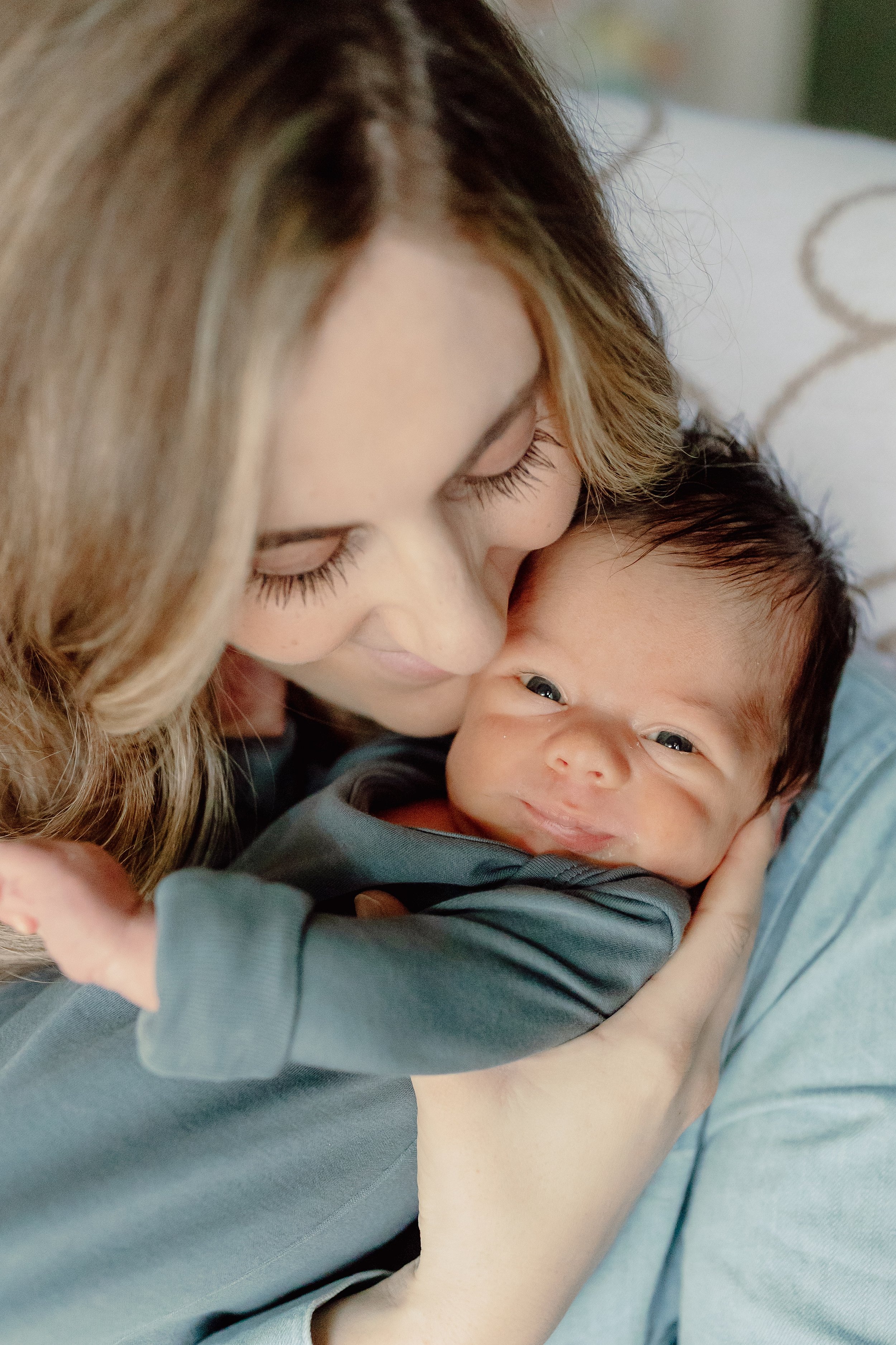 seattle_newborn_photography_baby_home_lifestyle_fresh_48_session_pnw_newborns_photographer_0093.jpg