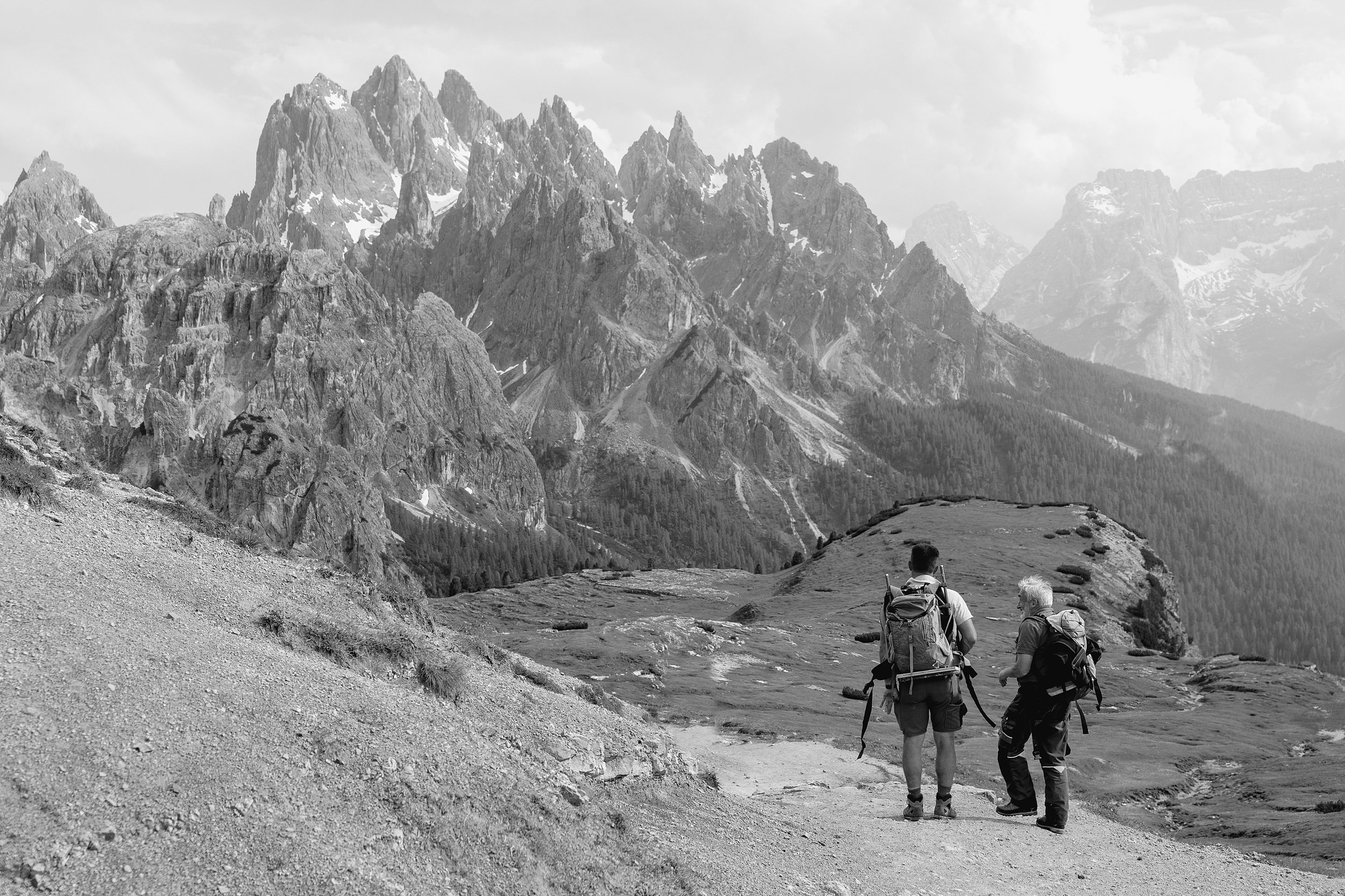 seattle_family_newborn_photographer_travel_dolomites_mountain_photographer_alps_italy_camper_van_catie_bergman_photo_0126.jpg