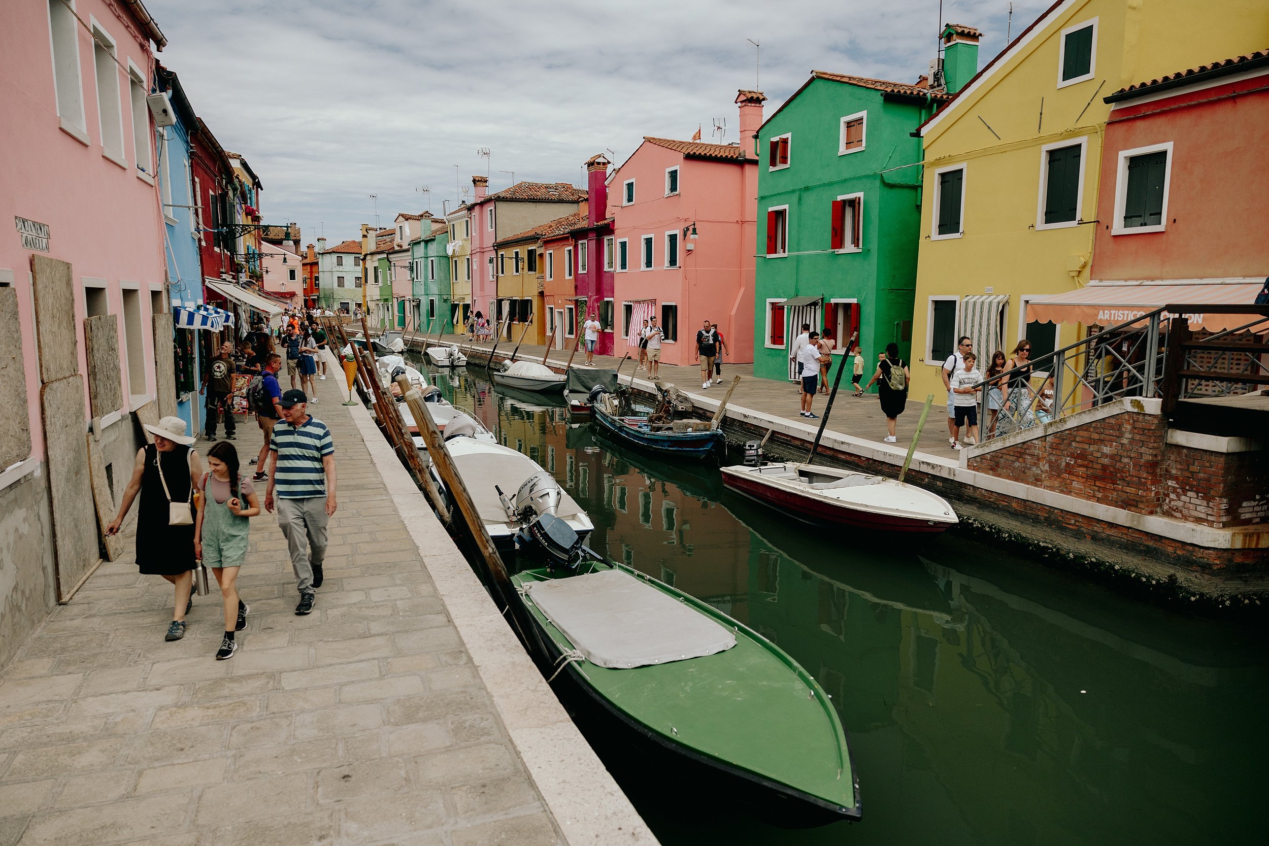 travel_italy_burano_seattle_family_newborn_photographer_lifestyle_fresh48_family_baby_catie_bergman_photography_0076.jpg