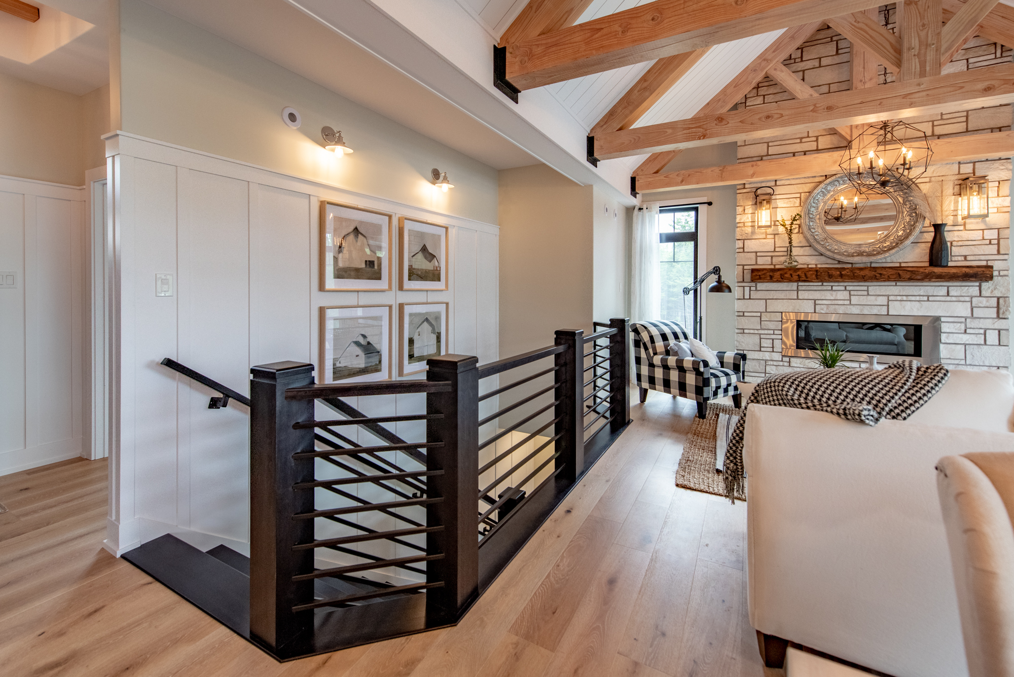 Main FloorDAC_7137-HDR_.jpg