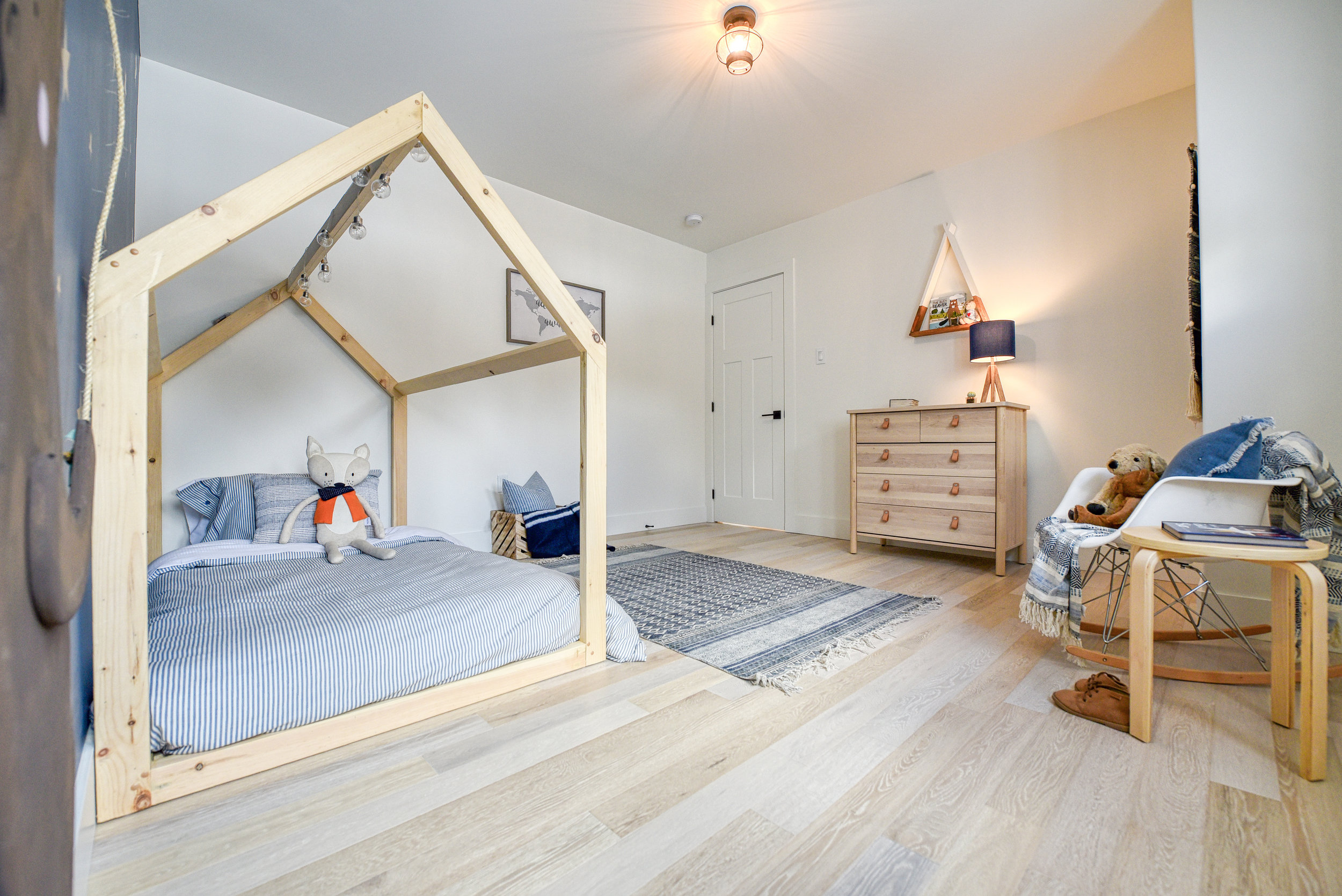 Boys Room 32.jpg