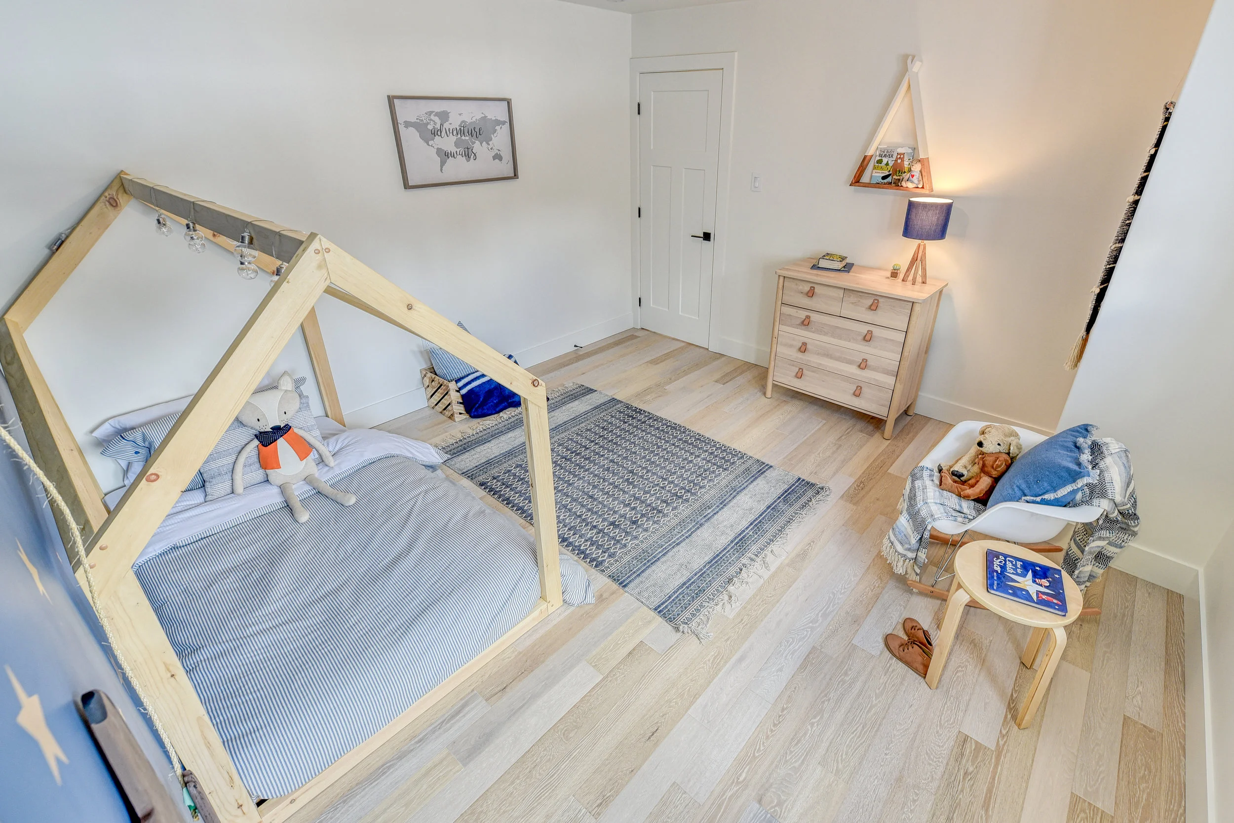 Boys Room 8086.jpg