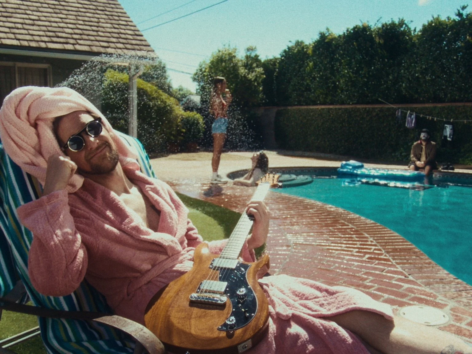 Still 2026-04-20 231120_1.1.14.jpg