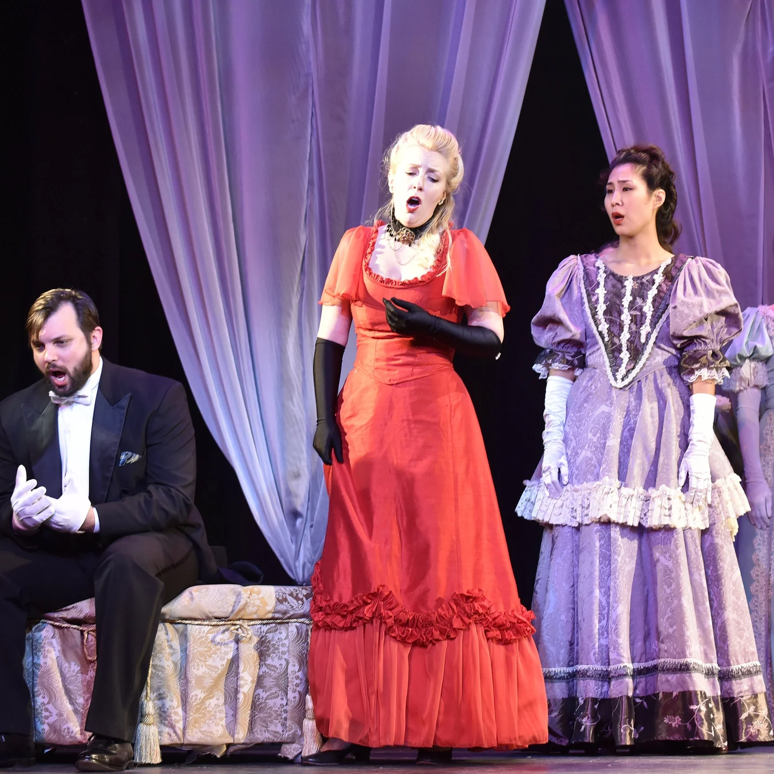 LaTraviata-037.JPG
