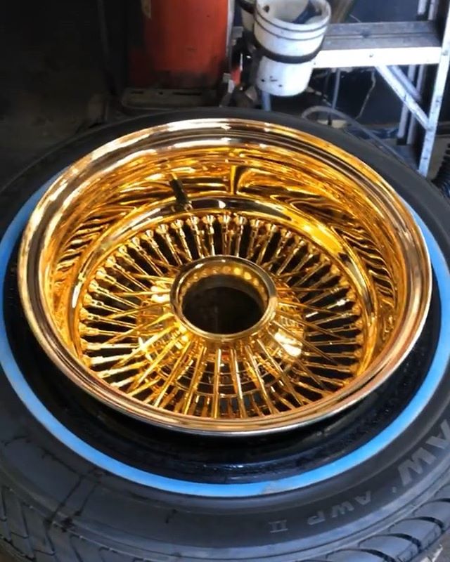 ✨ We 💛 GOLD! ✨
.
Mounted up some @uniroyaltires Tiger Paw white-wall Tires on a set of custom, all gold, 100 spike wire wheels 😍 very clean wheel &amp; tire combo 👌
.
Looking for some help to get your wheels and tires done, contact us today!
.
@sr