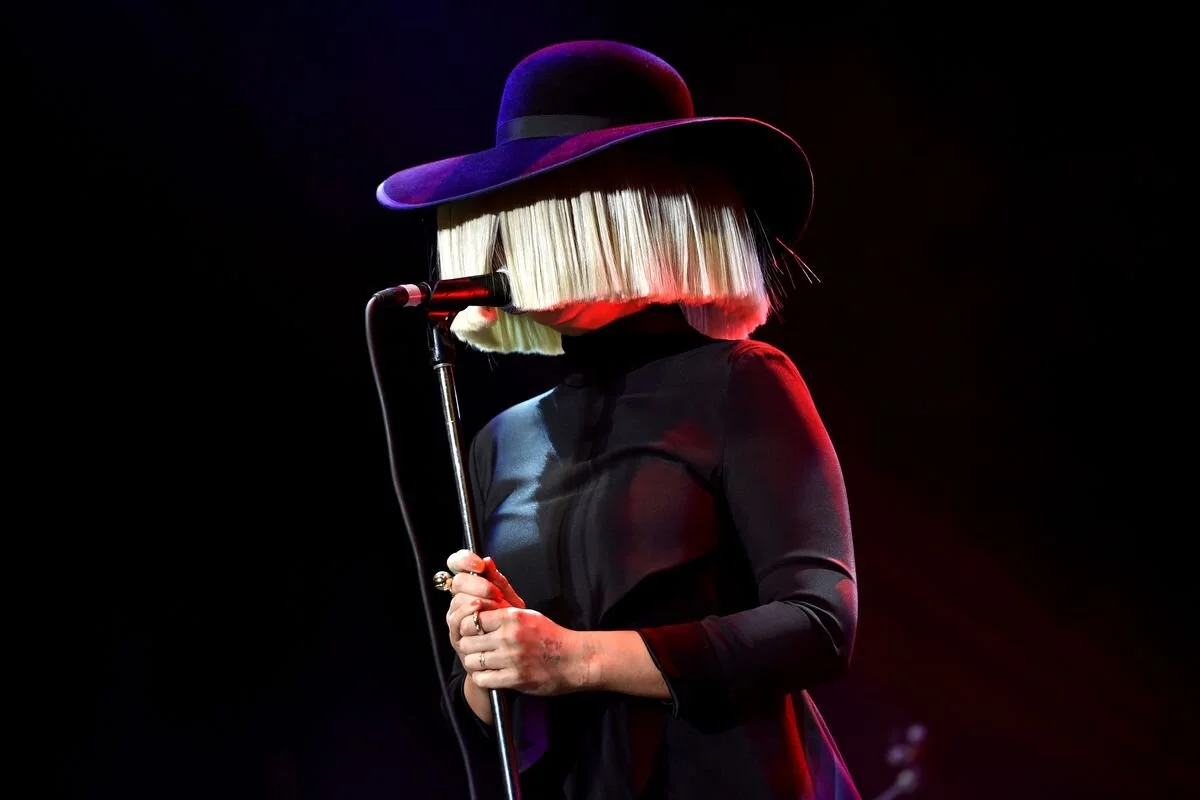 ARTIST OF THE DAY: SIA