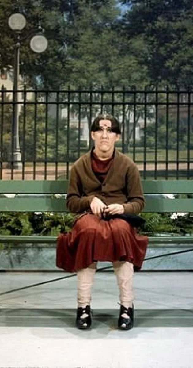 ARTIST OF THE DAY: RUTH BUZZI