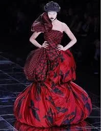 ARTIST OF THE DAY: Alexander McQueen