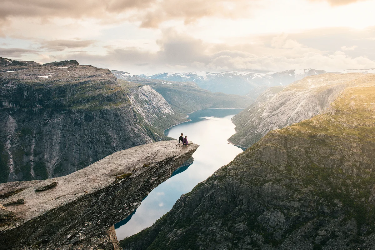 Trolltunga-Renee-and-Matt-WEBSITE.jpg