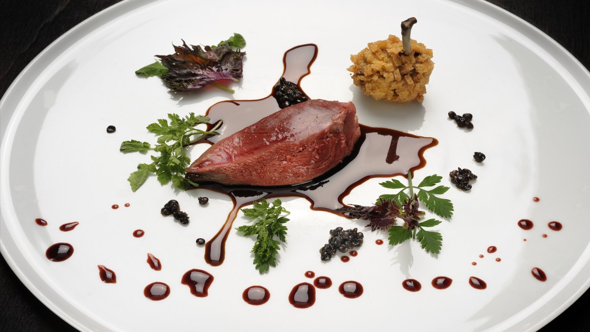 Osteria-Francescana_Worlds-50-Best-Restaurants-2016-1200x675.jpg