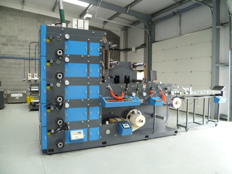 Apollo 330 Z-5 with UV and IR combination drying