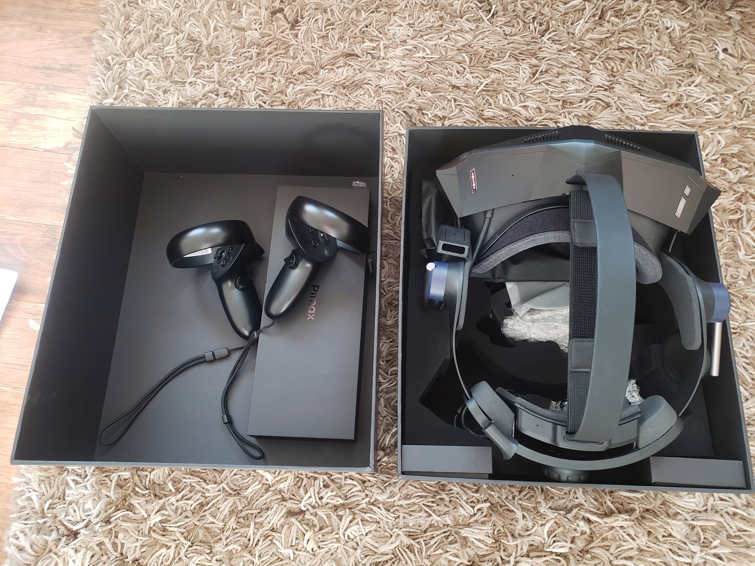 PIMAX CRYSTAL HANDS-ON IMPRESSIONS - This High-End VR Headset Has