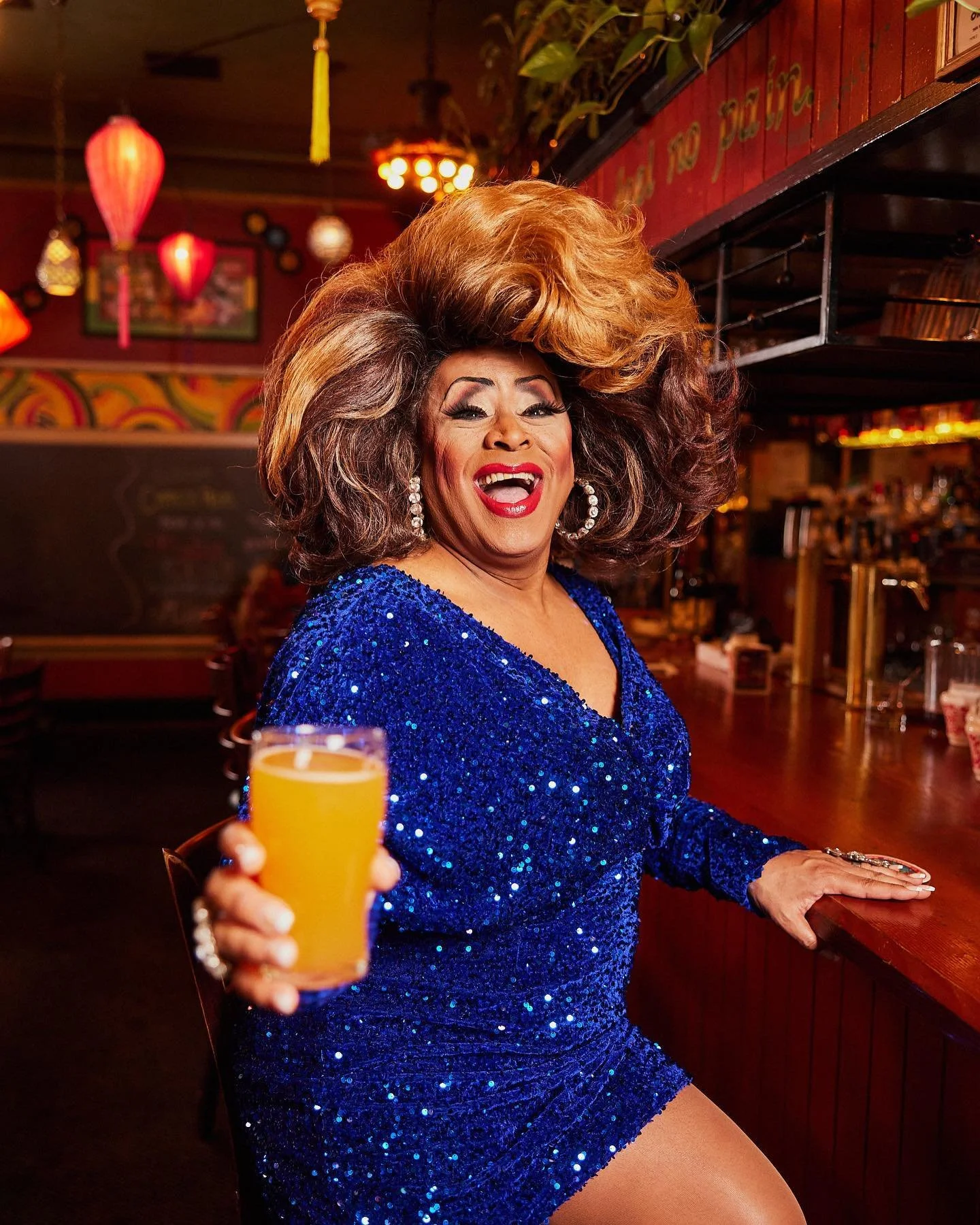 Drag Bingo at @mcmenaminskennedyschool with the simply fabulous @poisonwaters and @binkyeebellflower! What&rsquo;s not to love?  Shot for @imbibe magazine.