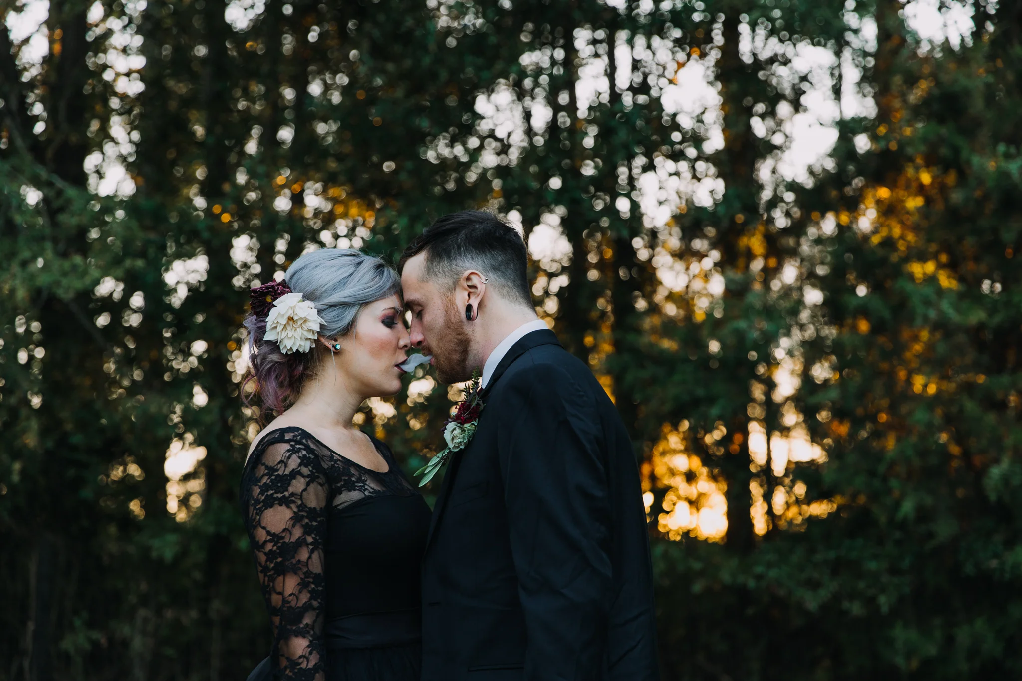 Georgia-Couples-Haunted-Halloween-Wedding-25.jpg