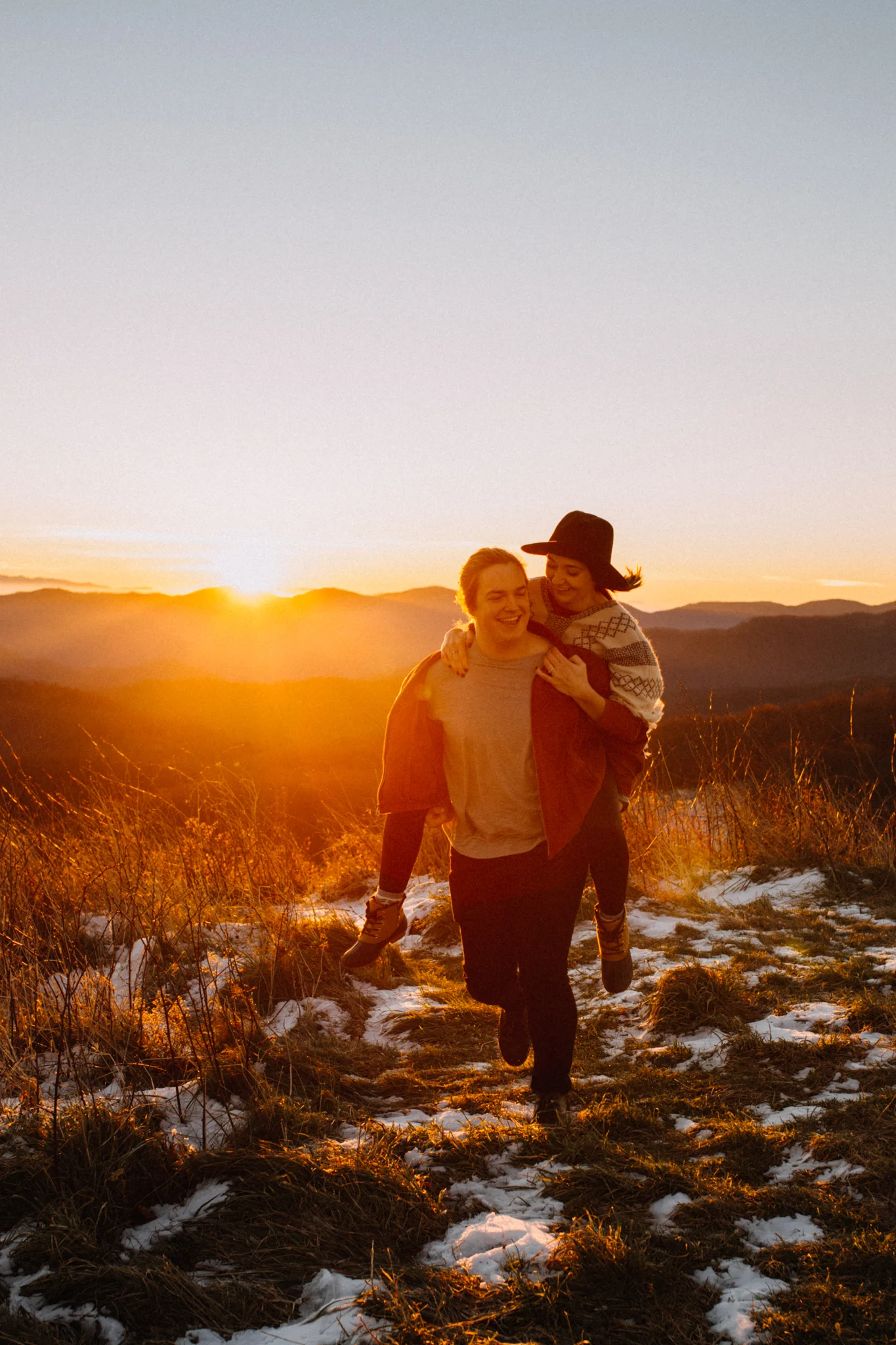 MonicaLeavellPhoto-MaxPatch-NorthCarolina-Adventure-Elopement-Photographer-JessandRemy-29.jpg
