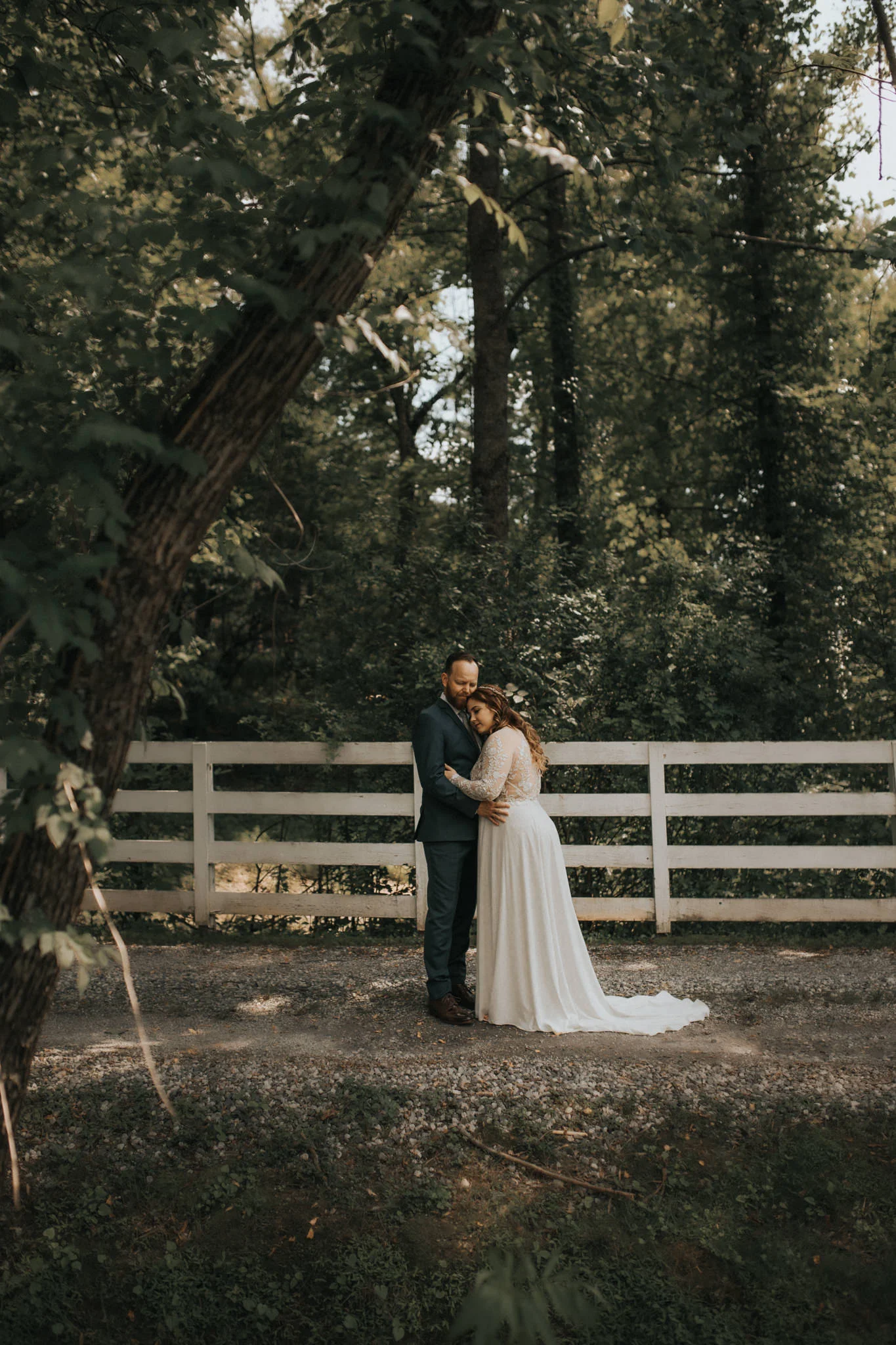 KateMatt-North-Georgia-Wedding-Photographer-Mountain-Laurel-Farm-45.jpg