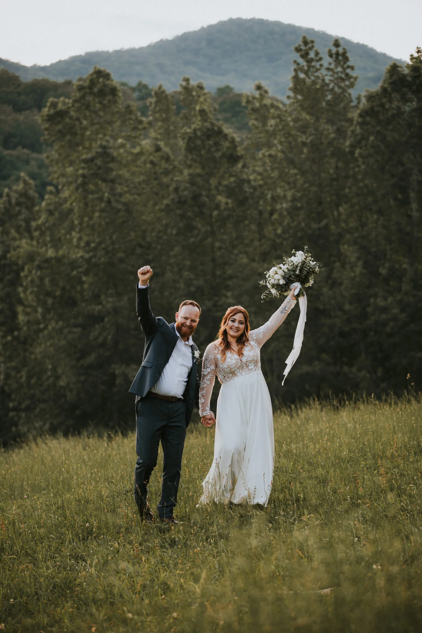 KateMatt-North-Georgia-Wedding-Photographer-Mountain-Laurel-Farm-139.jpg