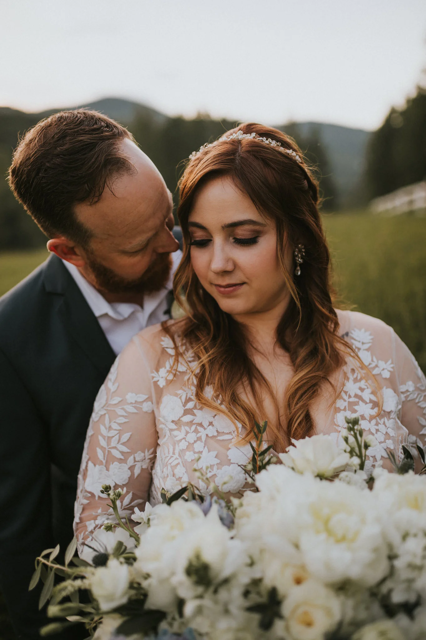 KateMatt-North-Georgia-Wedding-Photographer-Mountain-Laurel-Farm-141.jpg