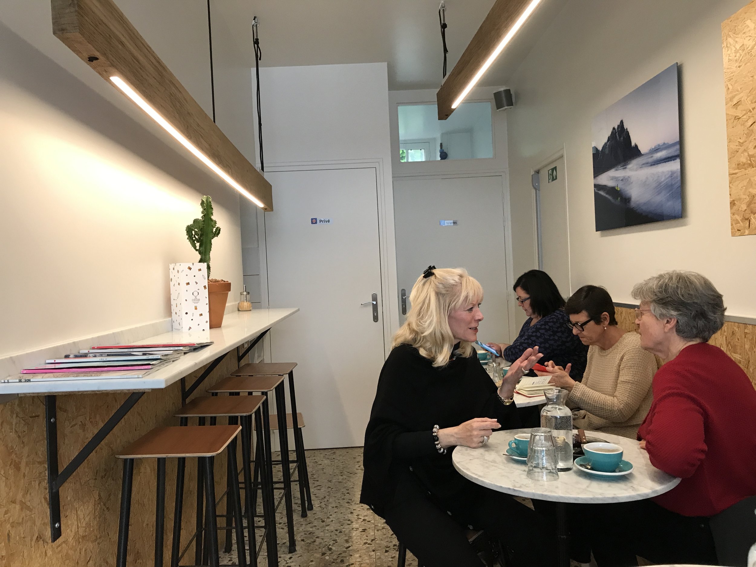 O Coffeeshop interior
