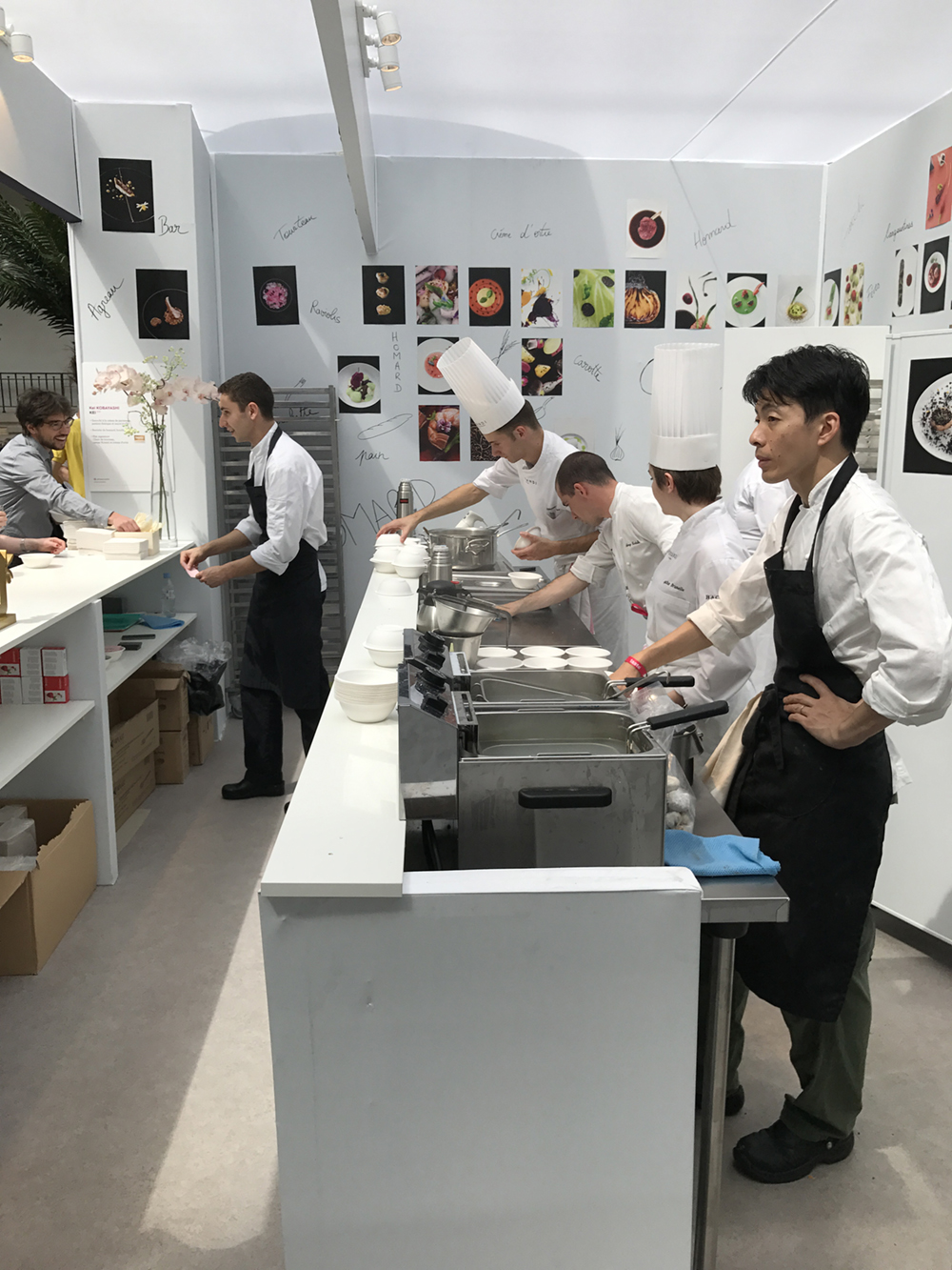 Example of the kitchen setup