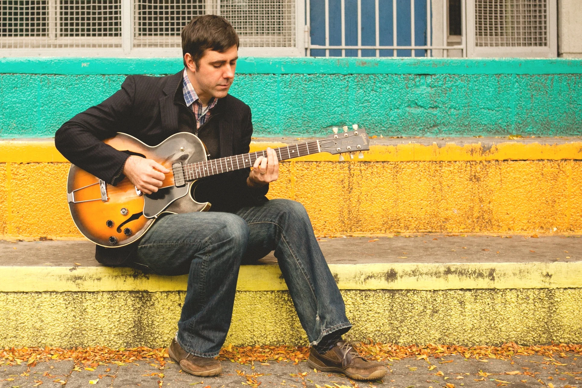 Matt+Davis+with+Guitar.jpg