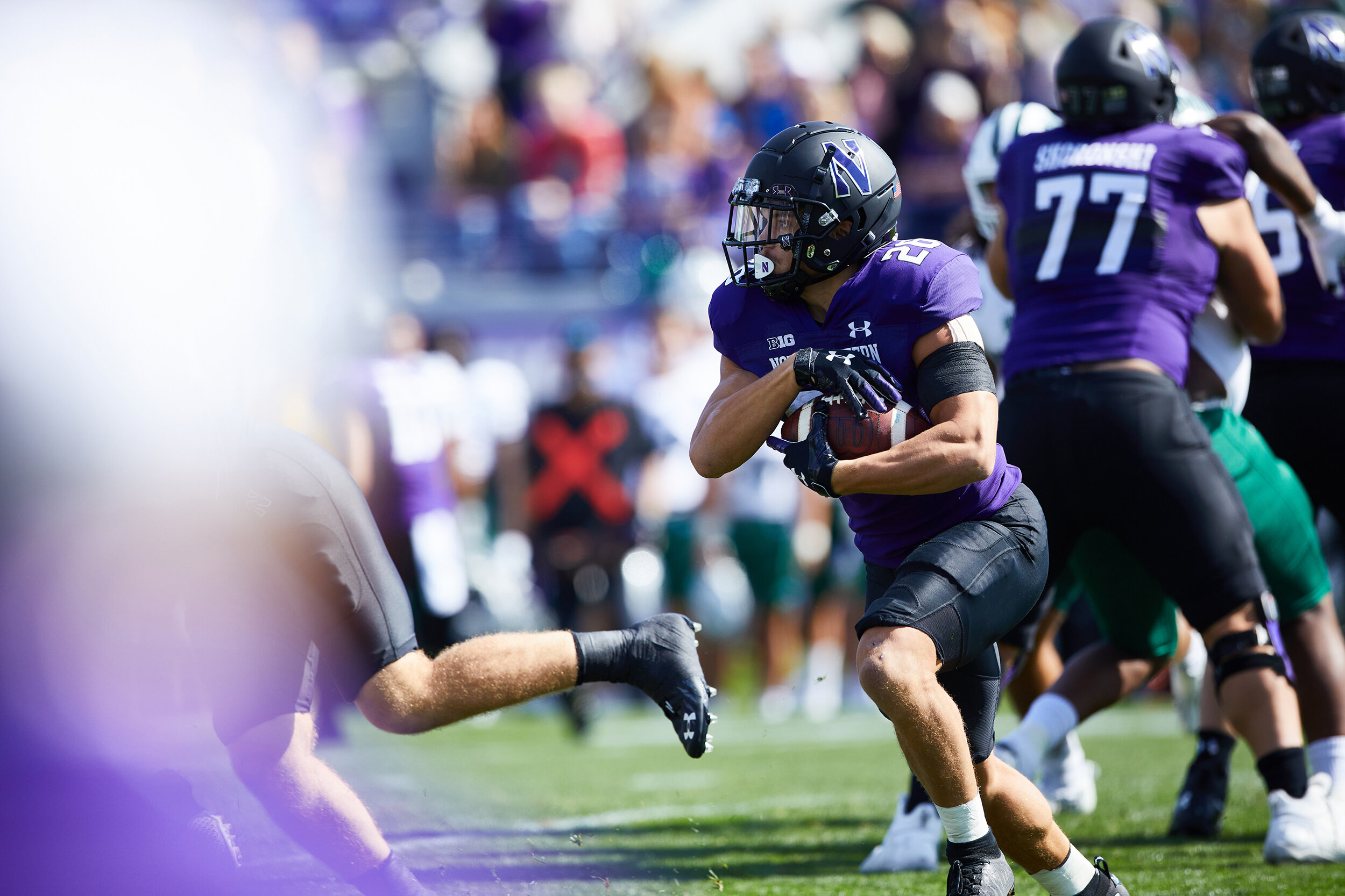 evan-hull-northwestern-football-athletes-portraits-sports-athletic-sports-athlete-athletics-advertising-chicago-photographer-11-1