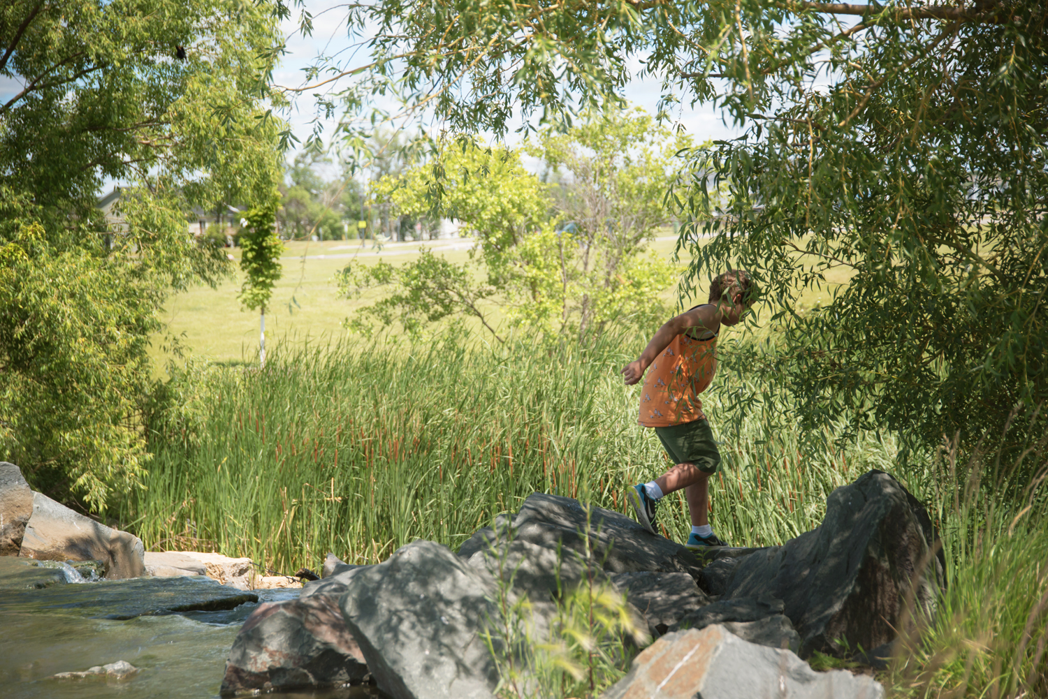 Boy-park-running-hiding