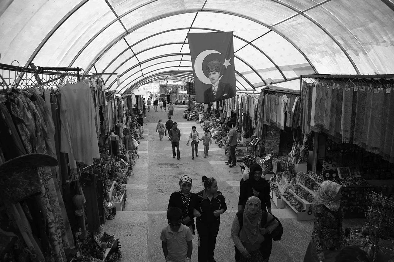 Antalya_Market_2011.jpg