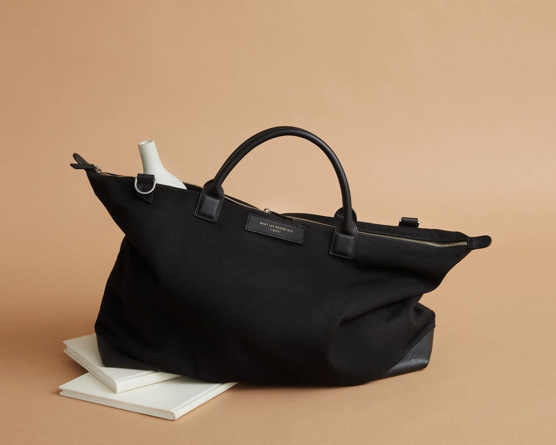 2018-02-01-WLE-AW19_Core-Stills0754_1 copy.jpg