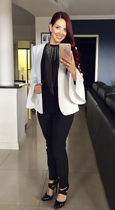 Black white oufit combo.jpg