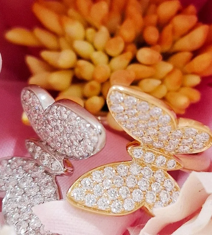 A close up of our 'Perching Butterflies' ring. Just beautiful