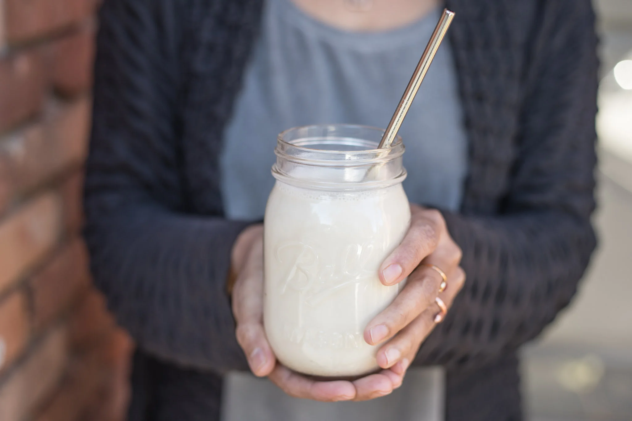 White poppyseed bedtime drink