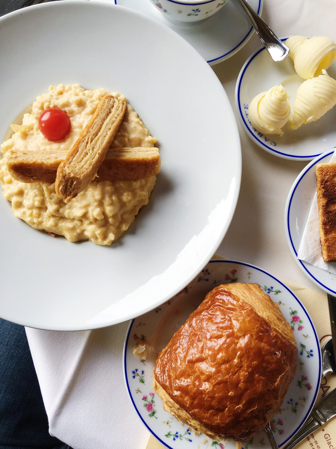 Breakfast at Carette, Paris #mfrancisdesigntravels