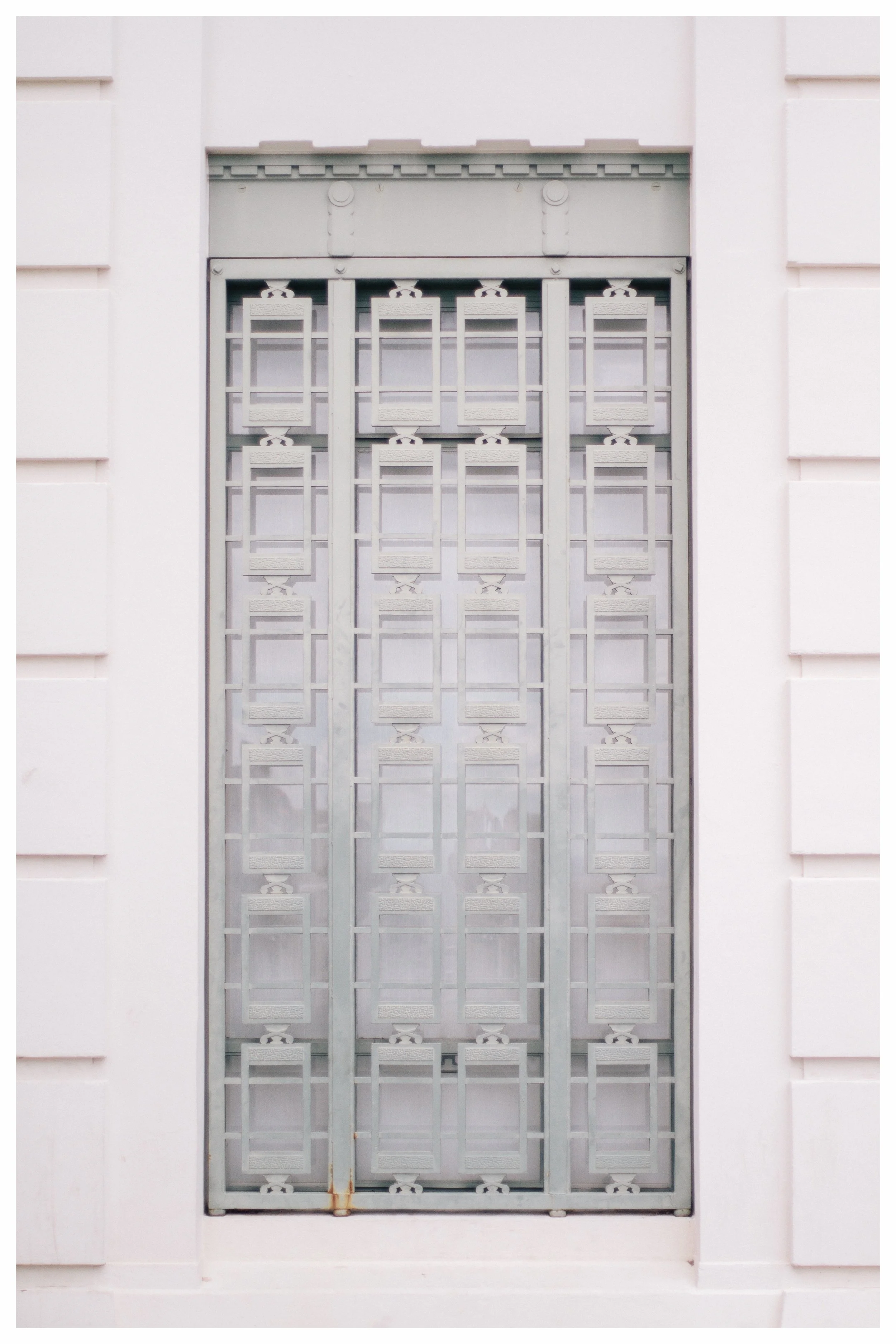 How to See the Charming Side of Los Angeles, California | Stylish things to do, from beaches and restaurants to cultural highlights and the best views. | What to wear in Los Angeles, what to see in Downtown L.A., What to the best food and most photo…