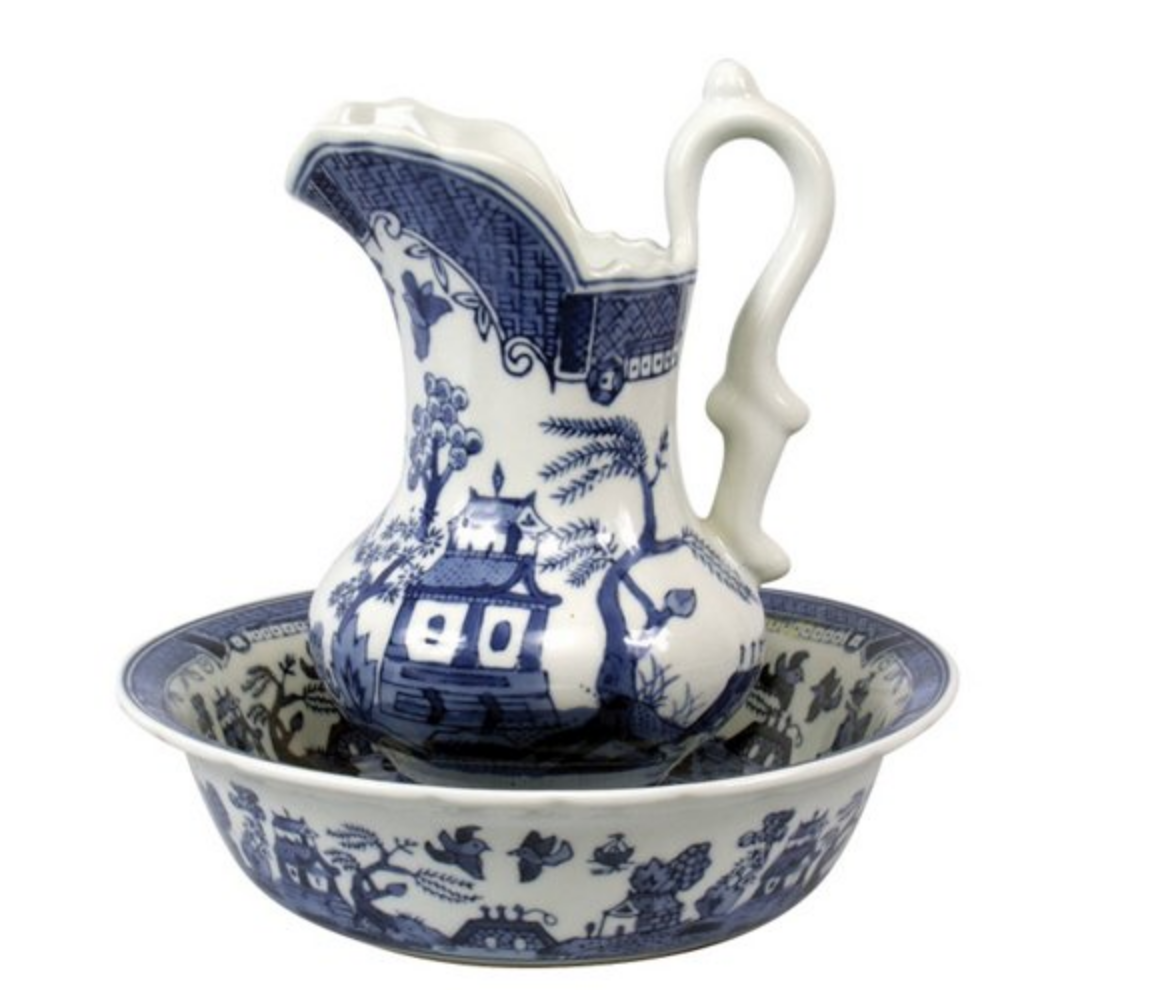 My Favorite Blue and White Porcelain Pieces Online