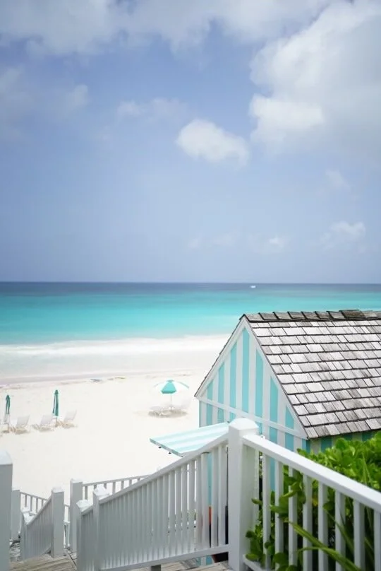 Pack Smarter for Your Next Beach Trip with a Travel Capsule Wardrobe