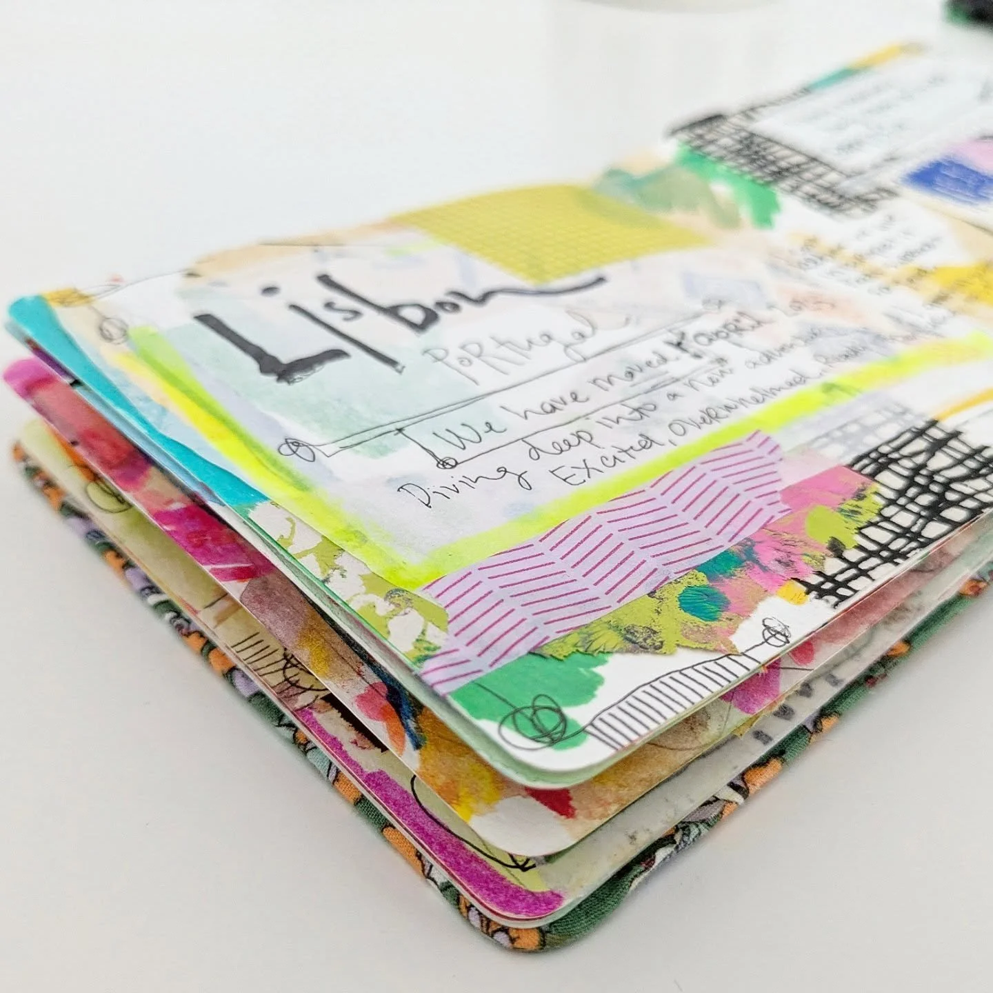 When your travels become your art. 🌍📔 #traveljournal #mixedmediaartjournal